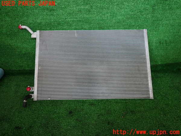 2UPJ-31312322]ジャガー・XE(JA2XC)ラジエーター2 中古_m0003.jpg