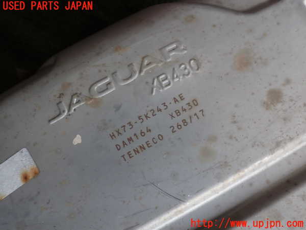 2UPJ-31312672]ジャガー・XE(JA2XC)リアマフラー2 中古_m0003.jpg