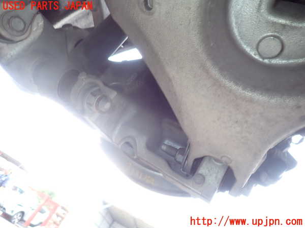 2UPJ-31314300]ジャガー・XE(JA2XC)右リアナックルハブ 中古_m0001.jpg