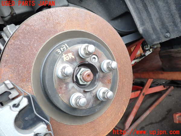 2UPJ-31314300]ジャガー・XE(JA2XC)右リアナックルハブ 中古_m0002.jpg