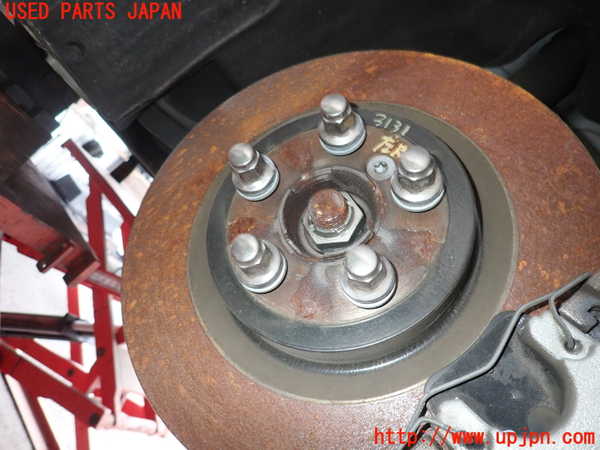 2UPJ-31314305]ジャガー・XE(JA2XC)左リアナックルハブ 中古_m0002.jpg