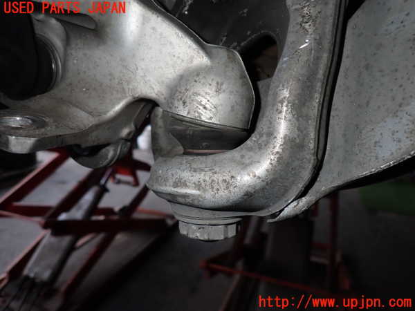 2UPJ-31315186]ジャガー・XE(JA2XC)左フロントロアアーム1 中古_m0002.jpg