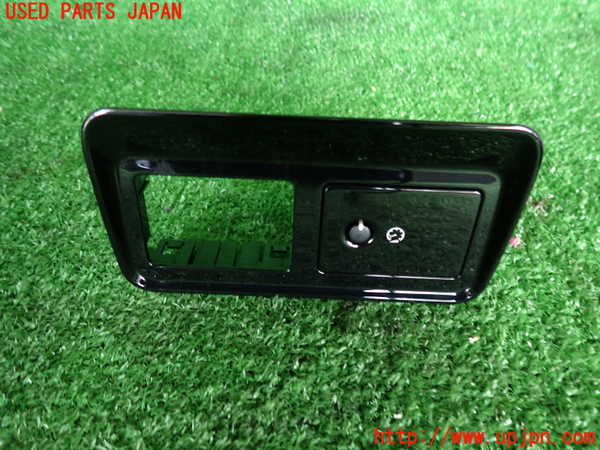 2UPJ-31316310]ジャガー・XE(JA2XC)スイッチ5 (メーター照度) 中古_m0001.jpg