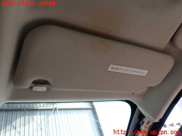2UPJ-31317625]ジャガー・XE(JA2XC)室内サンバイザー右側 中古_m0001.jpg