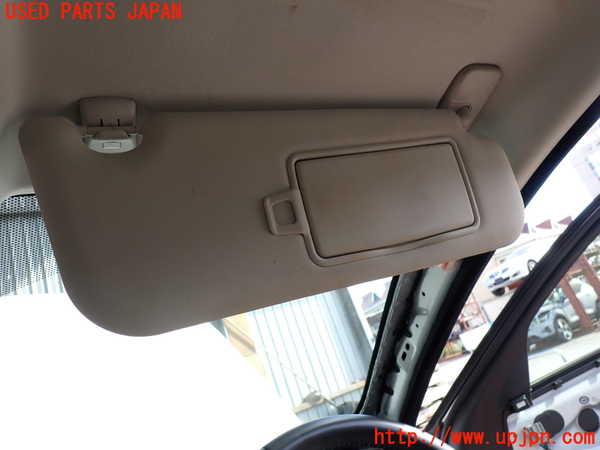 2UPJ-31317625]ジャガー・XE(JA2XC)室内サンバイザー右側 中古_m0002.jpg