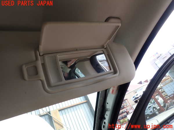 2UPJ-31317625]ジャガー・XE(JA2XC)室内サンバイザー右側 中古_m0003.jpg