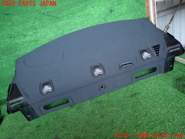 2UPJ-31317761]ジャガー・XE(JA2XC)トノカバー1 中古_m0001.jpg