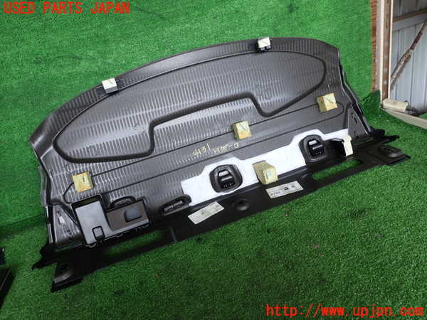 2UPJ-31317761]ジャガー・XE(JA2XC)トノカバー1 中古_m0004.jpg