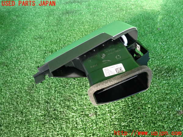 2UPJ-31317527]ジャガー・XE(JA2XC)エアコン吹き出し口2 (右) 中古_m0003.jpg