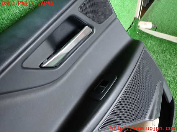 2UPJ-31311324]ジャガー・XE(JA2XC)左後ドア内張り 中古_m0002.jpg