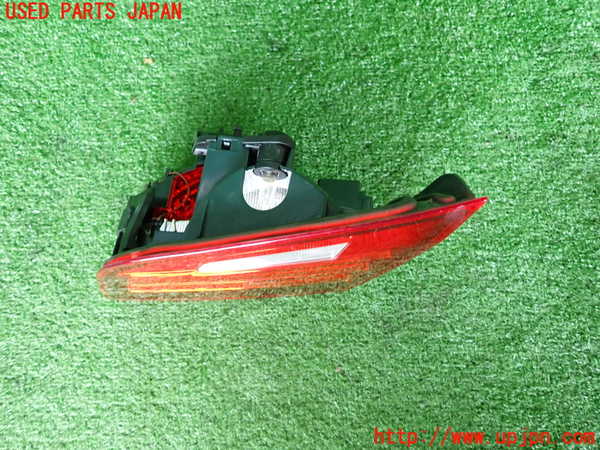 2UPJ-31321550]BMW アクティブハイブリッド5(AH5)(FZ35)(F10)右リアフィニッシャー 中古_m0002.jpg