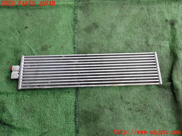 2UPJ-31322322]BMW アクティブハイブリッド5(AH5)(FZ35)(F10)ラジエーター2 中古_m0003.jpg