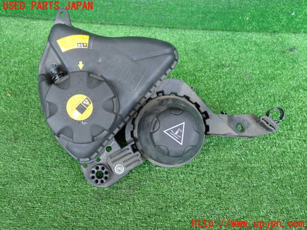 2UPJ-31322410]BMW アクティブハイブリッド5(AH5)(FZ35)(F10)ラジエータータンク 中古_m0001.jpg