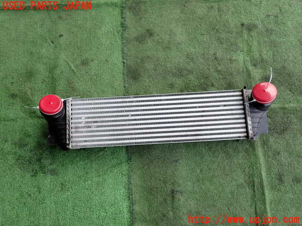 2UPJ-31322451]BMW アクティブハイブリッド5(AH5)(FZ35)(F10)インタークーラー1 中古_m0001.jpg