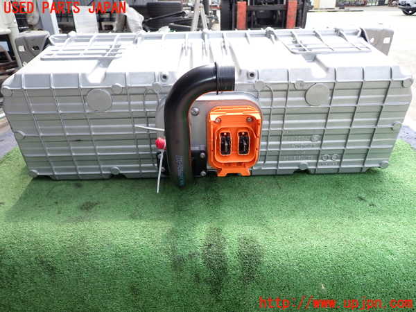 2UPJ-31326911]BMW アクティブハイブリッド5(AH5)(FZ35)(F10)ハイブリッドバッテリー1 中古_m0003.jpg