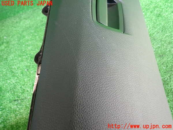 2UPJ-31327516]BMW アクティブハイブリッド5(AH5)(FZ35)(F10)グローブボックス1 中古_m0004.jpg