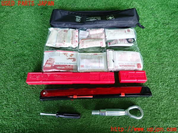 2UPJ-31327805]BMW アクティブハイブリッド5(AH5)(FZ35)(F10)車載工具 中古_m0001.jpg
