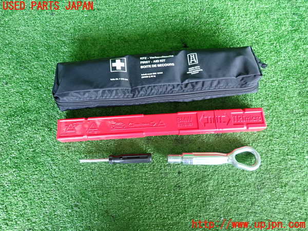 2UPJ-31327805]BMW アクティブハイブリッド5(AH5)(FZ35)(F10)車載工具 中古_m0002.jpg