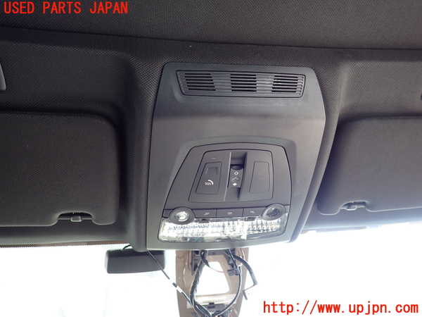 2UPJ-31326411]BMW アクティブハイブリッド5(AH5)(FZ35)(F10)ルームランプ1 1列目 中古_m0001.jpg