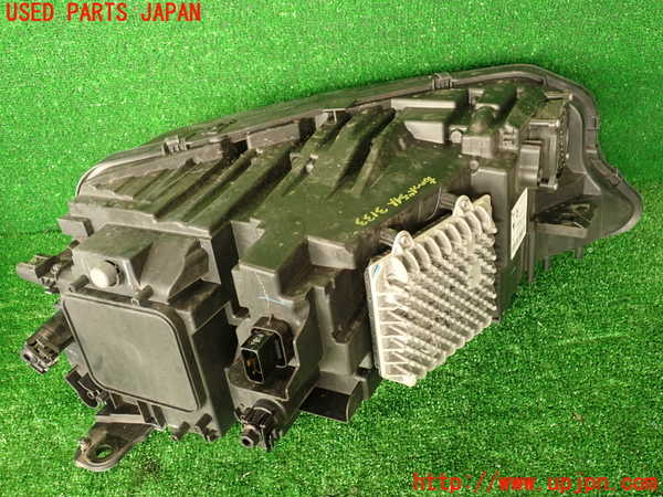 2UPJ-31331130]DSオートモビルズ ・DS 7(DS7 クロスバック)(X745G06)右ヘッドライト LED 中古_m0003.jpg