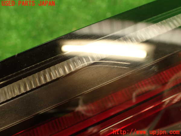 2UPJ-31331530]DSオートモビルズ ・DS 7(DS7 クロスバック)(X745G06)右テールランプ 中古_m0003.jpg