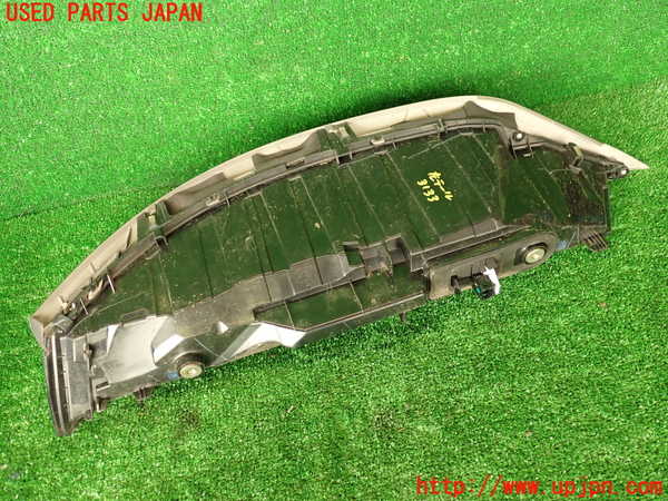 2UPJ-31331536]DSオートモビルズ ・DS 7(DS7 クロスバック)(X745G06)左テールランプ 中古_m0002.jpg