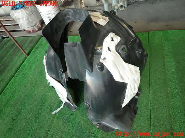2UPJ-31331090]DSオートモビルズ ・DS 7(DS7 クロスバック)(X745G06)右前フェンダーライナー 中古_m0003.jpg