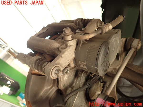 2UPJ-31334095]DSオートモビルズ ・DS 7(DS7 クロスバック)(X745G06)左リアキャリパー 中古_m0002.jpg