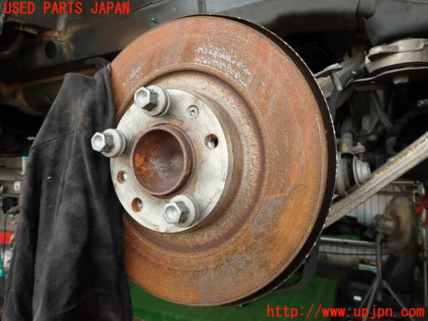 2UPJ-31334300]DSオートモビルズ ・DS 7(DS7 クロスバック)(X745G06)右リアナックルハブ 中古_m0001.jpg