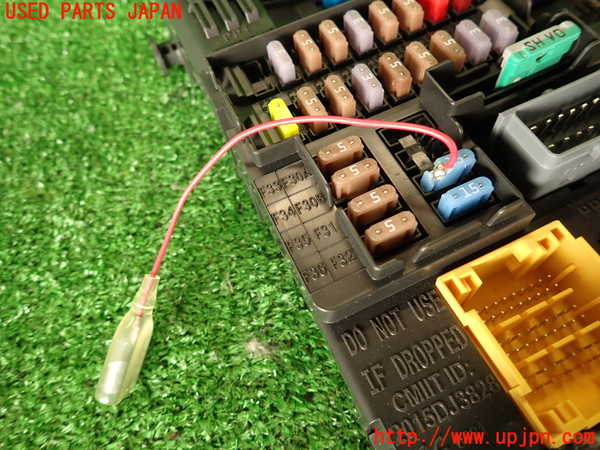2UPJ-31336741]DSオートモビルズ ・DS 7(DS7 クロスバック)(X745G06)ヒューズボックス1 中古_m0002.jpg