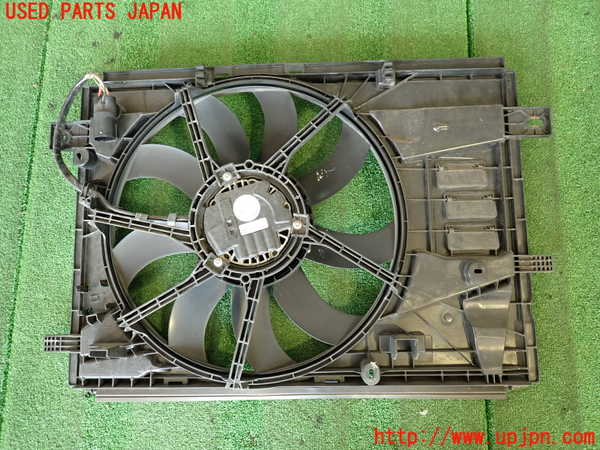 2UPJ-31336836]DSオートモビルズ ・DS 7(DS7 クロスバック)(X745G06)電動ファン1 中古_m0001.jpg