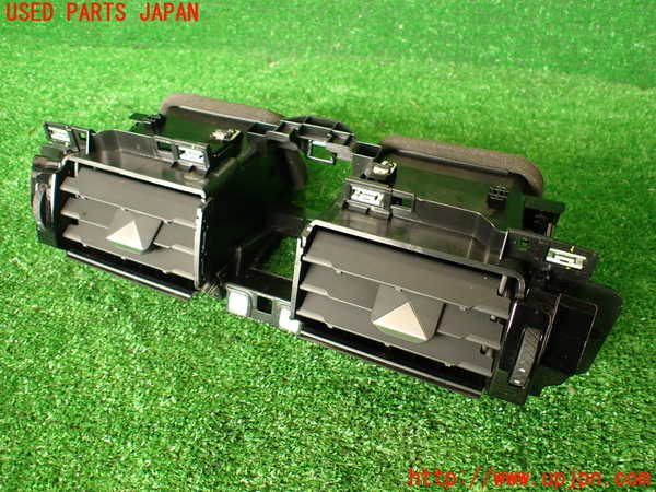 2UPJ-31337526]DSオートモビルズ ・DS 7(DS7 クロスバック)(X745G06)エアコン吹き出し口1 (真中) 中古_m0001.jpg