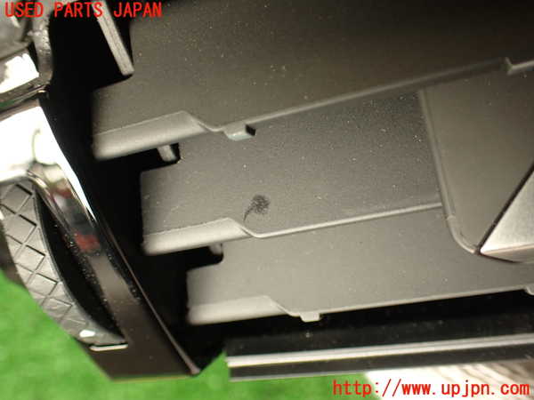 2UPJ-31337526]DSオートモビルズ ・DS 7(DS7 クロスバック)(X745G06)エアコン吹き出し口1 (真中) 中古_m0002.jpg