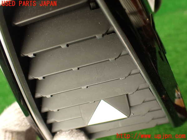 2UPJ-31337528]DSオートモビルズ ・DS 7(DS7 クロスバック)(X745G06)エアコン吹き出し口3 (左) 中古_m0002.jpg