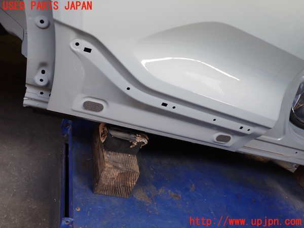 2UPJ-31341290]ボルボ・EX40(XC40 リチャージ)(XE400RXCE)右後ドア (43R-000072 M1232) 中古_m0002.jpg