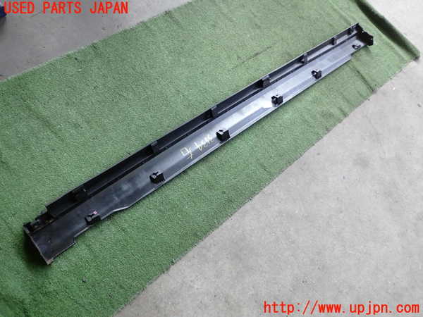 2UPJ-31341390]ボルボ・EX40(XC40 リチャージ)(XE400RXCE)右サイドステップ 中古_m0003.jpg