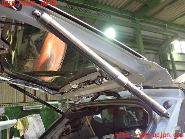 2UPJ-31341584]ボルボ・EX40(XC40 リチャージ)(XE400RXCE)リアゲートダンパー 中古_m0001.jpg