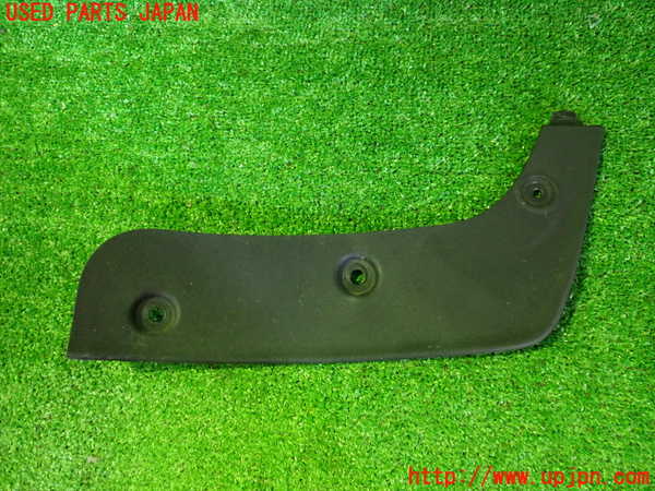 2UPJ-31341450]ボルボ・EX40(XC40 リチャージ)(XE400RXCE)右フロントマッドガード(泥除け) 中古_m0001.jpg