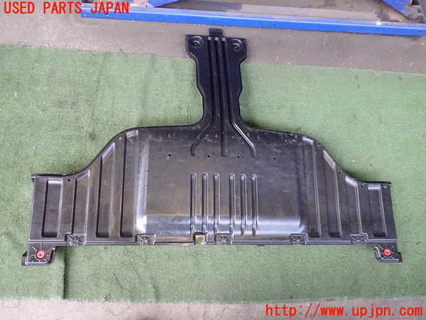 2UPJ-31341723]ボルボ・EX40(XC40 リチャージ)(XE400RXCE)アンダーカバー3 中古_m0001.jpg