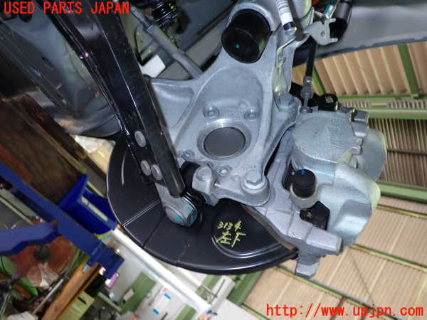 2UPJ-31344295]ボルボ・EX40(XC40 リチャージ)(XE400RXCE)左フロントナックルハブ 中古_m0003.jpg