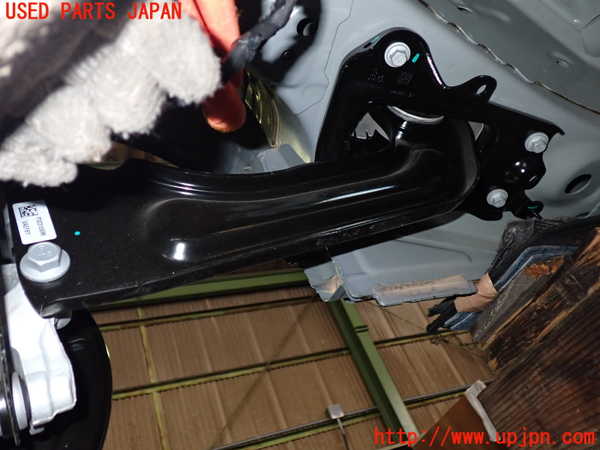 2UPJ-31345330]ボルボ・EX40(XC40 リチャージ)(XE400RXCE)左リアテンションロッド 中古_m0002.jpg