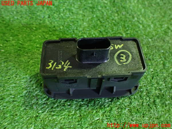 2UPJ-31346308]ボルボ・EX40(XC40 リチャージ)(XE400RXCE)スイッチ3 (リアゲート) 中古_m0002.jpg