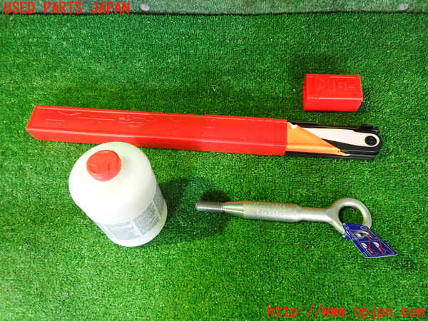 2UPJ-31347805]ボルボ・EX40(XC40 リチャージ)(XE400RXCE)車載工具 中古_m0001.jpg