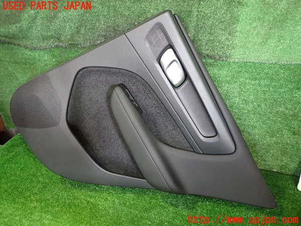 2UPJ-31341294]ボルボ・EX40(XC40 リチャージ)(XE400RXCE)右後ドア内張り 中古_m0001.jpg