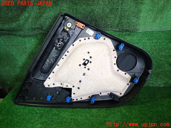 2UPJ-31341294]ボルボ・EX40(XC40 リチャージ)(XE400RXCE)右後ドア内張り 中古_m0003.jpg