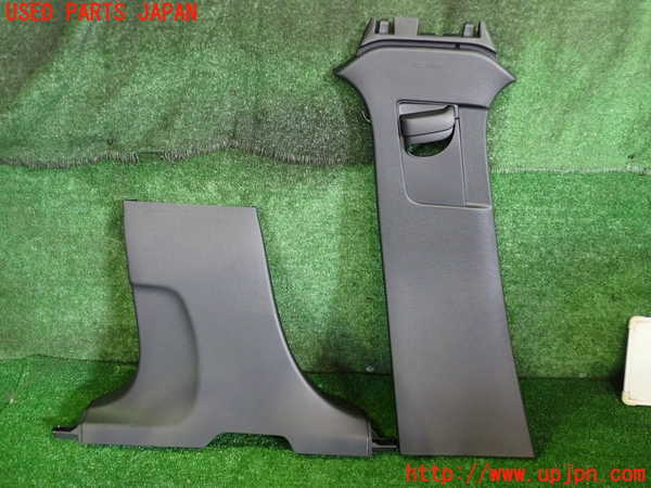 2UPJ-31347670]ボルボ・EX40(XC40 リチャージ)(XE400RXCE)左センターピラートリム 中古_m0001.jpg