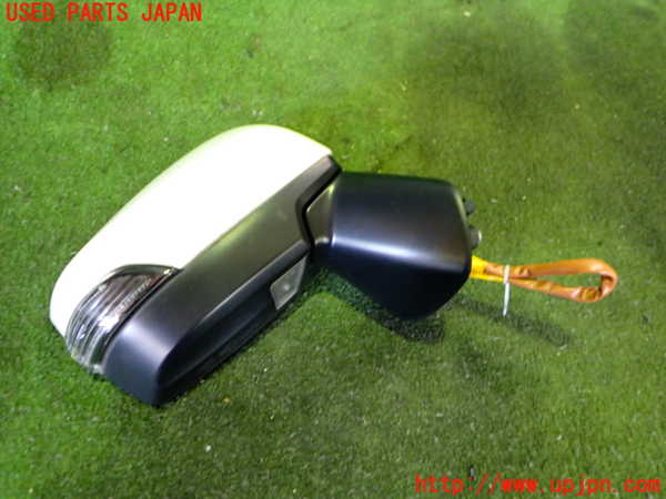 2UPJ-31351210]WRX STI(VAB)右ドアミラー 中古_m0001.jpg