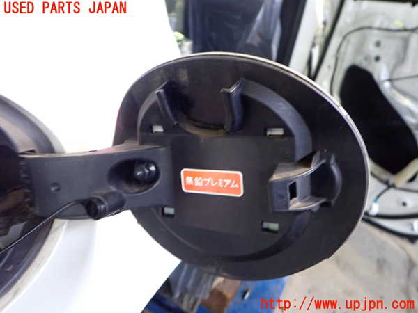 2UPJ-31351690]WRX STI(VAB)フューエルリッド 中古_m0003.jpg