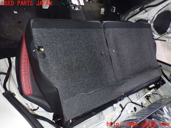 2UPJ-31357385]WRX STI(VAB)リアシート 中古_m0004.jpg