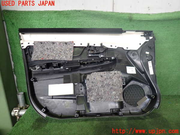 2UPJ-31351234]WRX STI(VAB)右前ドア内張り 中古_m0003.jpg